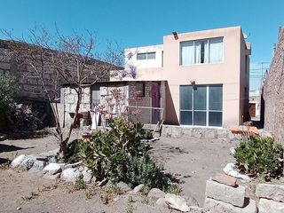 Foto 23 de Se Vende Amplia Casa A Precio De Terreno En Zamácola!!