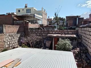 Foto 38 de Se Vende Amplia Casa A Precio De Terreno En Zamácola!!