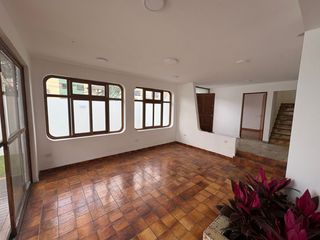 Foto 5 de CASA EN ALQUILER PARA VIVIENDA Y OFICINA EN URB. PANDO CERCADO DE LIMA