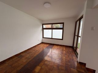 Foto 6 de CASA EN ALQUILER PARA VIVIENDA Y OFICINA EN URB. PANDO CERCADO DE LIMA