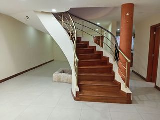 Foto 4 de SE ARRIENDA HERMOSA CASA SECTOR SAN PEDRO DE TABOADA – VALLE DE LOS CHILLOS