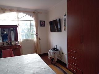 Foto 4 de Venta de Casa en Los Geranios Cerca del Parque Lineal La Tebaida y Supermaxi