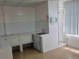 Foto 13 de Casa de venta en Pomasqui, a una cuadra del parque central, con locales comerciales