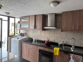 Foto 2 de de venta casa remodelada  dentro de conjunto porch con pérgola 3 habitaciones solo 2 pisos 2 parqueos guardias