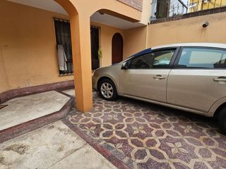 Foto 4 de CASA EN CALLE BARCELONA  MAYORAZGO - ATE