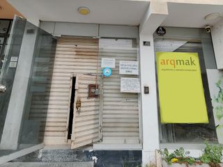 Foto 5 de LOCAL COMERCIAL EN VENTA -  SURCO