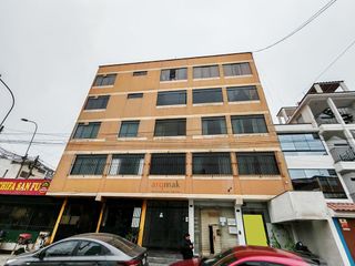 Foto 1 de LOCAL COMERCIAL EN VENTA -  SURCO