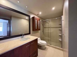 Foto 16 de Vendo ¡Venta de Departamento con Vista Panorámica - Loma de Monteserrín, Quito!