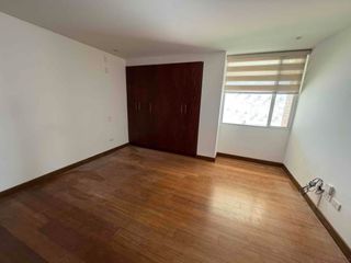 Foto 18 de Vendo ¡Venta de Departamento con Vista Panorámica - Loma de Monteserrín, Quito!