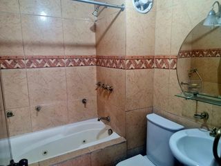 Foto 9 de HABITACIÓN SEMIAMOBLADA EN RENTA EN LA VEINTIMILLA Y 6 DE DICIEMBRE