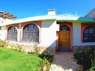 Foto 1 de 🏡✨ Amplia Casa Remodelada de Una Sola Planta en el Sur de Quito – Barrio Clemente Ballén ✨🏡