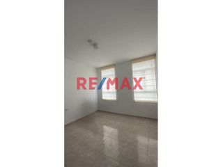 Foto 9 de Local Comercial O Para Consultorio En Estreno En Breña
