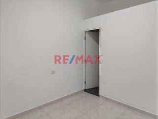 Foto 17 de Local Comercial O Para Consultorio En Estreno En Breña