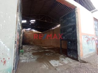 Foto 4 de Venta De Local Comercial En Av.Los Algarrobos 159.80M2//ID: 1145893