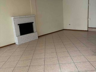 Foto 1 de se renta casa dentro conjunto  guardias 2 niveles 3 habitaciones con patio y parqueadero