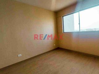 Foto 3 de Hermoso Departamento En Alquiler - Comas