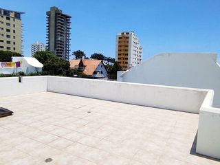 Foto 14 de 🏢 VENDO CASA ESQUINERA DOS PLANTAS CON TERRAZA - TRES DORMITORIOS - (TONSUPA - Club del Pacífico) $93,000.oo