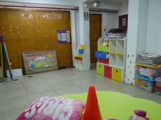 Foto 2 de Venta Casa En La Mejor Zona De Huaral + Cochera