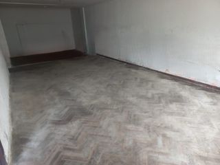 Foto 2 de VENTA DE CASA COMO TERRENO HUACHO IDEAL PARA INVERSION