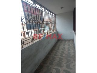 Foto 5 de VENTA DE CASA COMO TERRENO HUACHO IDEAL PARA INVERSION