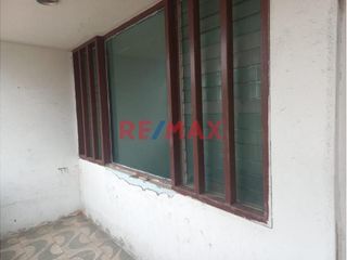 Foto 6 de VENTA DE CASA COMO TERRENO HUACHO IDEAL PARA INVERSION