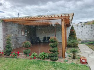 Foto 4 de Terreno con espacios apergolados Ideal para tu próximo negocio gastronómico a media cuadra del parque central de Pujilí /25urb23.