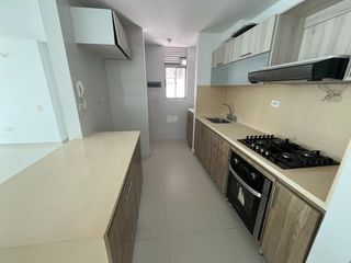 Foto 4 de Arriendo Apartamento de 3 alcobas en Miramar