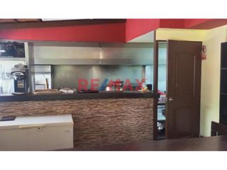 Foto 11 de Se Traspasa Restaurant En Local De 200M2 Av. Villaran Surquillo