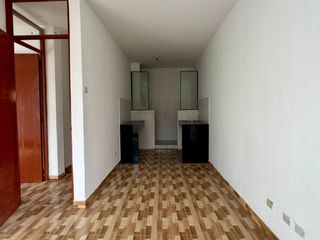 Foto 13 de Vendo acogedora casa a dos cuadras de la av. Central – Los Olivos.