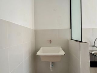 Foto 15 de Vendo acogedora casa a dos cuadras de la av. Central – Los Olivos.