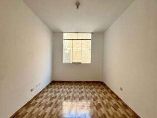 Foto 18 de Vendo acogedora casa a dos cuadras de la av. Central – Los Olivos.