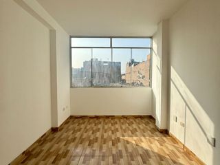 Foto 31 de Vendo acogedora casa a dos cuadras de la av. Central – Los Olivos.