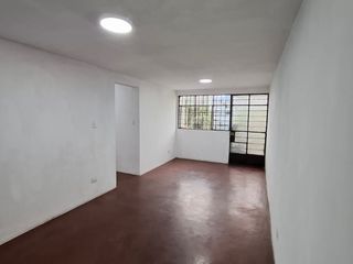 Foto 1 de Venta de Departamento en San Juan de Lurigancho