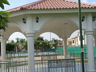 Foto 40 de Vendo hermosa casa en Vila club, amplia con piscina 5 dormitorios 6 baños