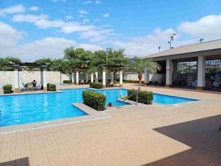 Foto 43 de Vendo hermosa casa en Vila club, amplia con piscina 5 dormitorios 6 baños