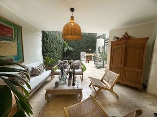 Foto 4 de CASA EN VENTA EN MALECON DE MIRAFLORES FRENTE AL MAR