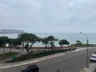 Foto 39 de CASA EN VENTA EN MALECON DE MIRAFLORES FRENTE AL MAR
