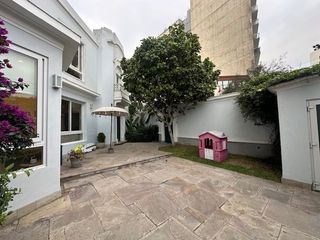 Foto 41 de CASA EN VENTA EN MALECON DE MIRAFLORES FRENTE AL MAR