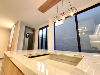 Foto 5 de Casa en venta Amable María Loja Ecuador