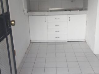 Foto 4 de RENTO MINI DPTO SIN AMOBLAR, AV TUFIÑO
