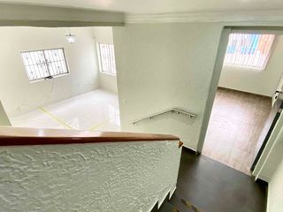 Foto 31 de SE ALQUILA HERMOSA CASA COMERCIAL EN LINCE