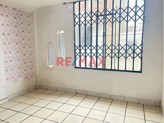 Foto 9 de Se Alquila Primer Y Segundo Piso -Urb. Monserrate A Pocas Cuadras De Isabel De Bobadilla 280M2
