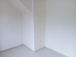 Foto 11 de APARTAMENTO EN ARRIENDO GALAN SEGUNDO PISO