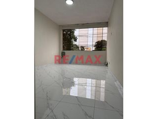 Foto 1 de 🔑 Alquiler de Oficina en Zona Comercial de Los Olivos – Remodelada y Lista para Usar