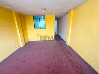 Foto 20 de Venta De Casa De 2 Pisos Frente A Parque De 139 Mts Cerca Al Mall De Comas