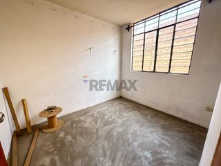 Foto 19 de Venta De Casa De 2 Pisos Frente A Parque De 139 Mts Cerca Al Mall De Comas