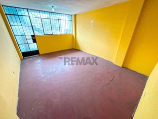 Foto 4 de Venta De Casa De 2 Pisos Frente A Parque De 139 Mts Cerca Al Mall De Comas