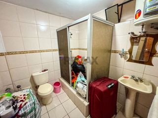 Foto 8 de Venta De Casa De 2 Pisos Frente A Parque De 139 Mts Cerca Al Mall De Comas