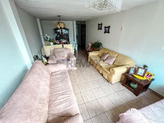 Foto 11 de Venta De Casa De 2 Pisos Frente A Parque De 139 Mts Cerca Al Mall De Comas