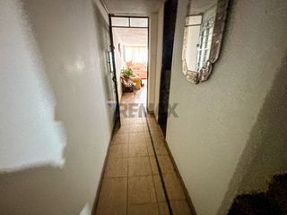 Foto 12 de Venta De Casa De 2 Pisos Frente A Parque De 139 Mts Cerca Al Mall De Comas